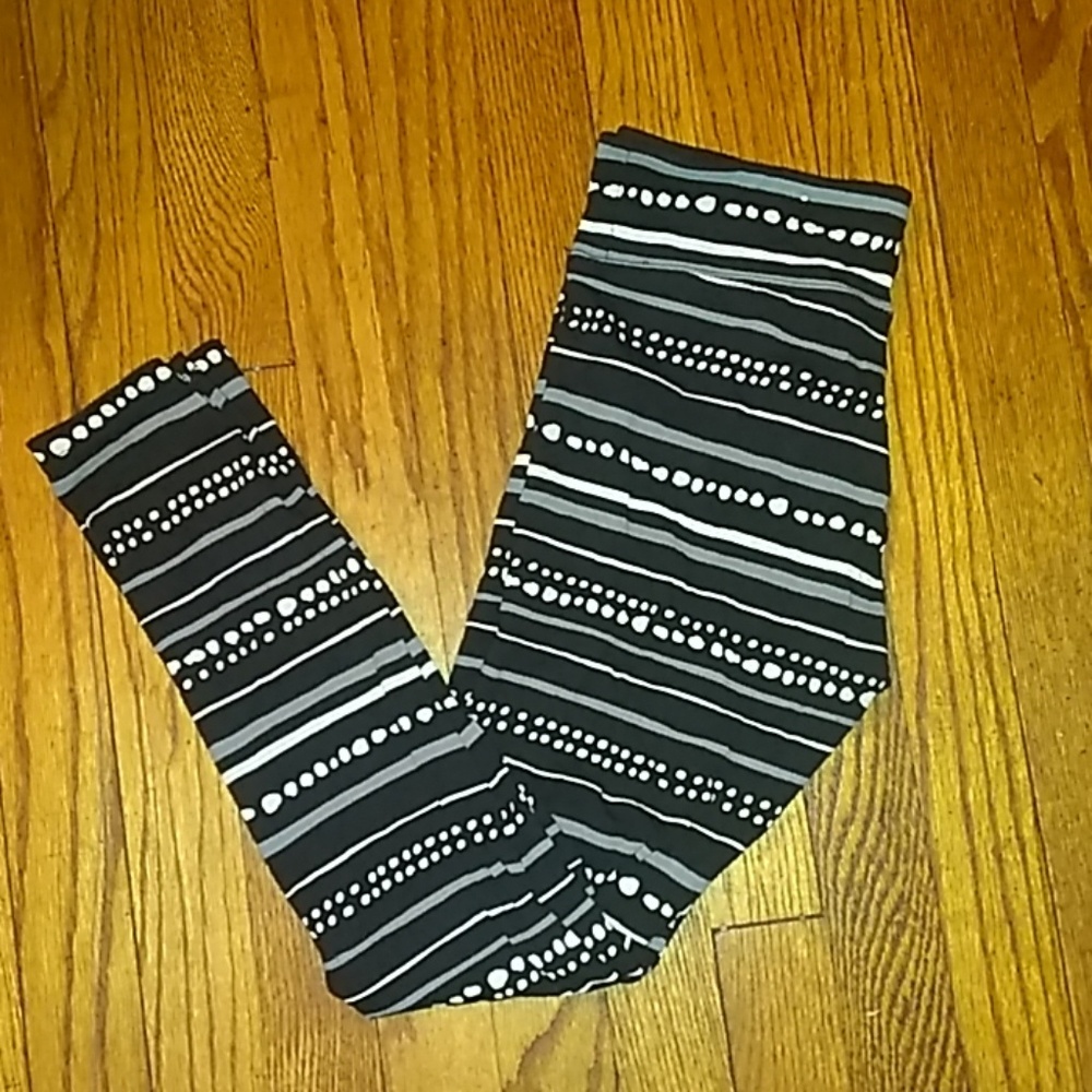 Justice dot leggings